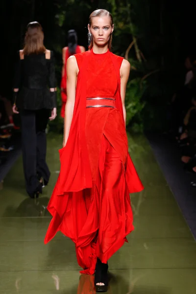 Look 37